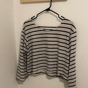 Gillian Stevens white black navy looking blouse